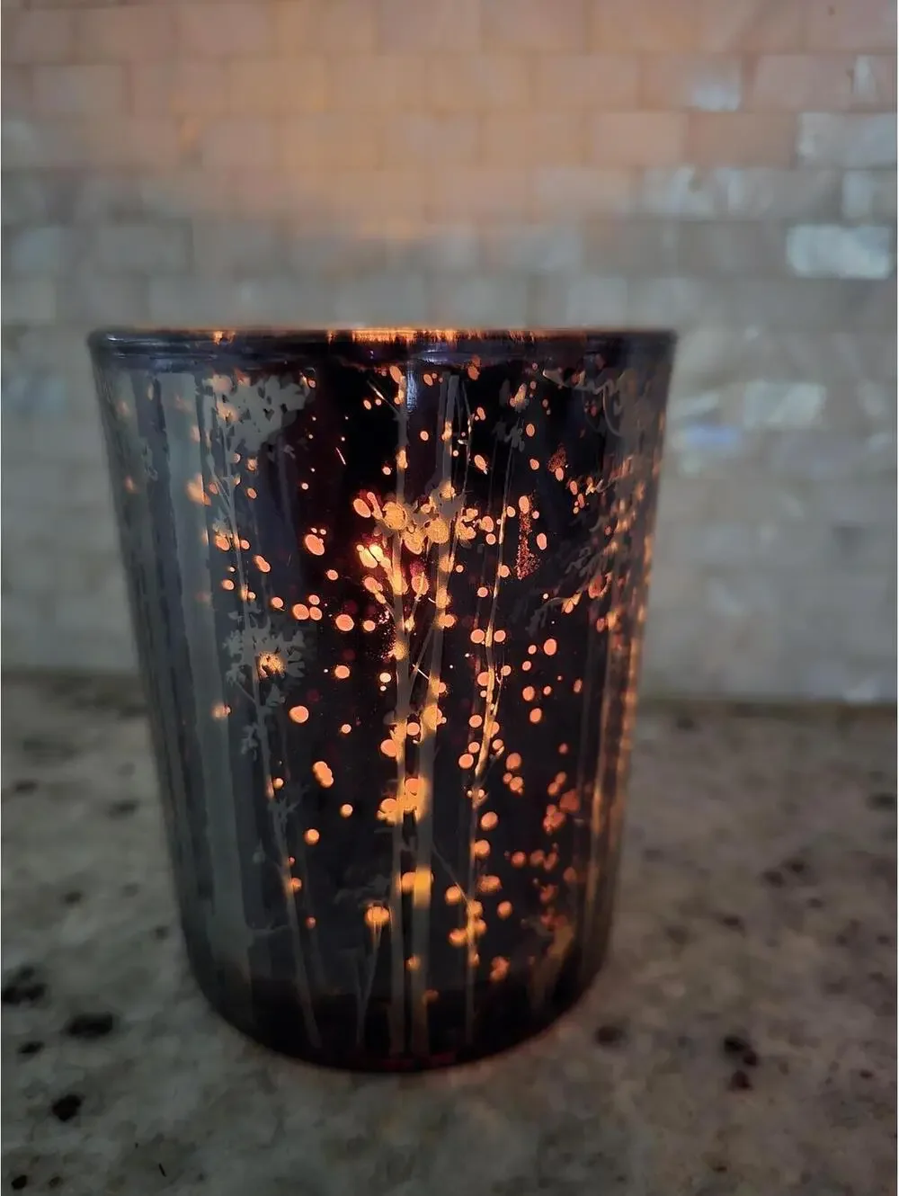 N/A material glass